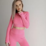 športový komplet ružový legíny crop top rebrovaný