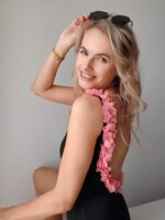 Čierne plavky Lerie – Obrázok 9