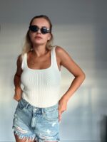 biele rebrované body